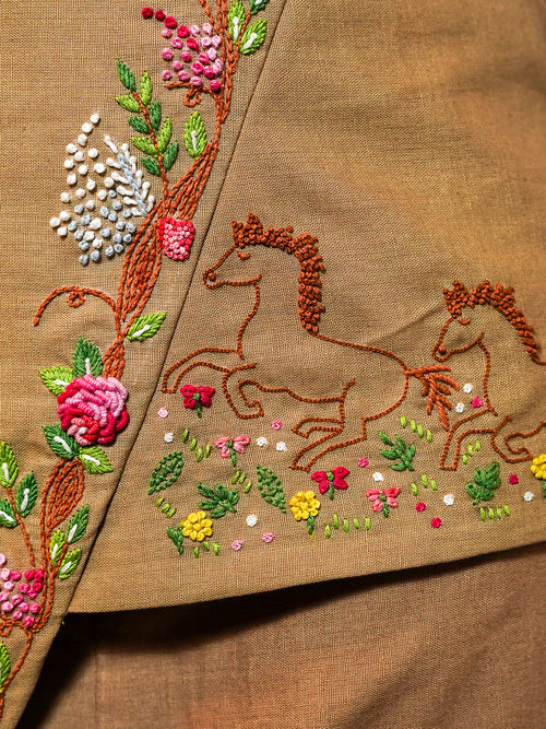 BEIGE COLOUR FLORAL&STEED KNOT EMBROIDERD CO-ORD SET